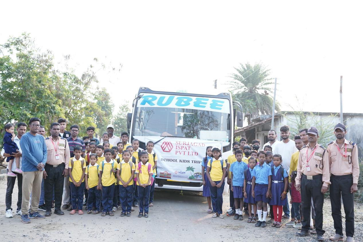 School Kids Trip bus